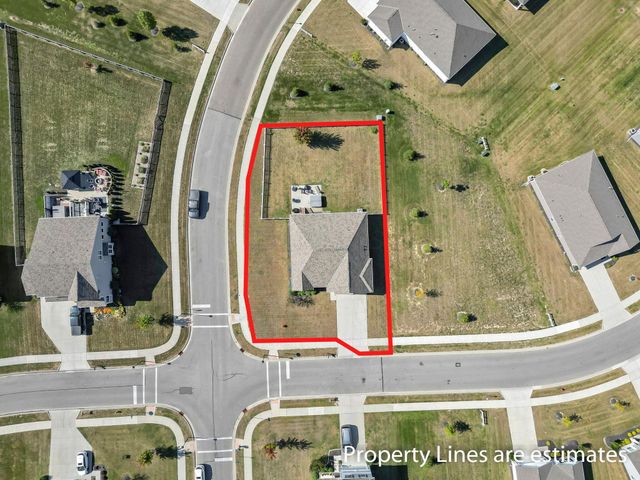 249 Mannaseh Drive W, Granville, OH 43023