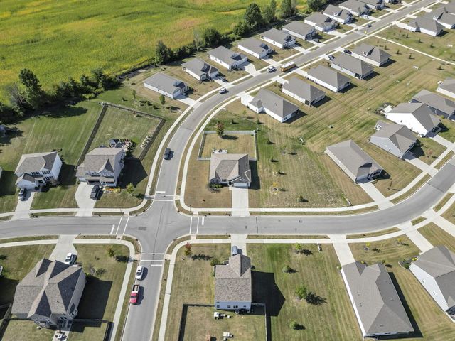 249 Mannaseh Drive W, Granville, OH 43023