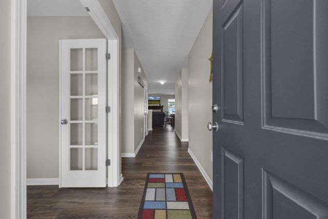 249 Mannaseh Drive W, Granville, OH 43023