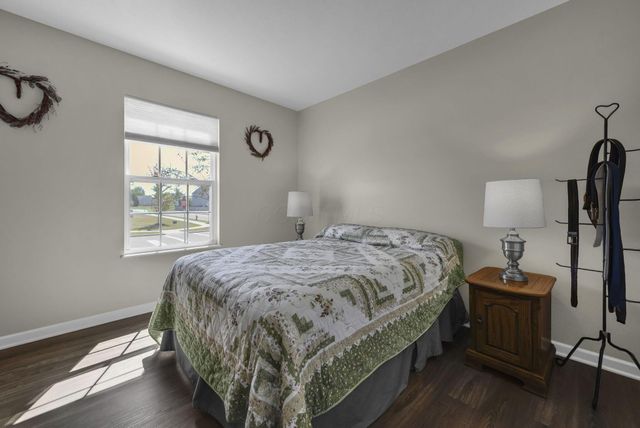 249 Mannaseh Drive W, Granville, OH 43023