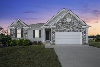 249 Mannaseh Drive W, Granville, OH 43023