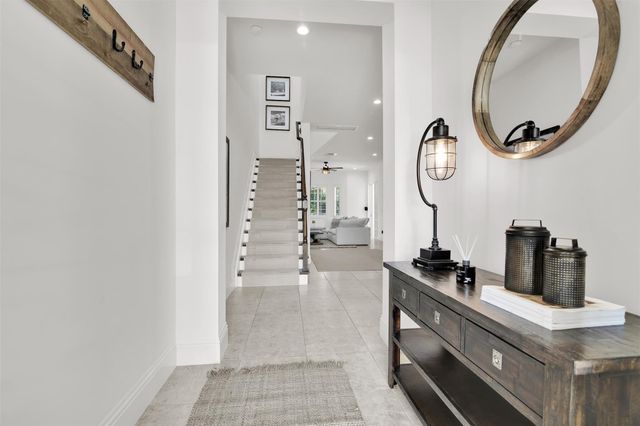 206 Mariner Court, North Palm Beach, FL 33408