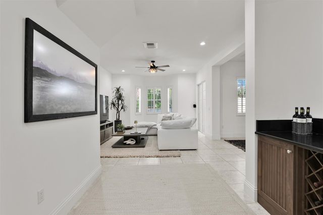 206 Mariner Court, North Palm Beach, FL 33408