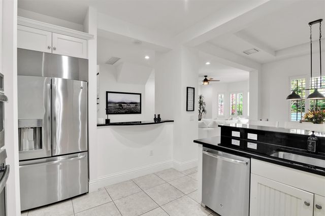 206 Mariner Court, North Palm Beach, FL 33408