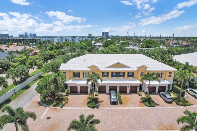 206 Mariner Court, North Palm Beach, FL 33408