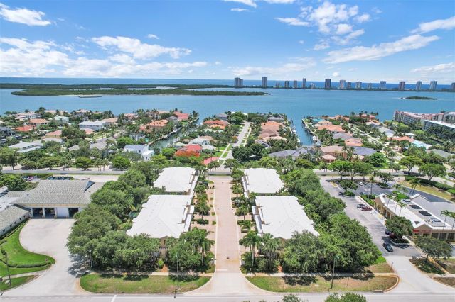 206 Mariner Court, North Palm Beach, FL 33408
