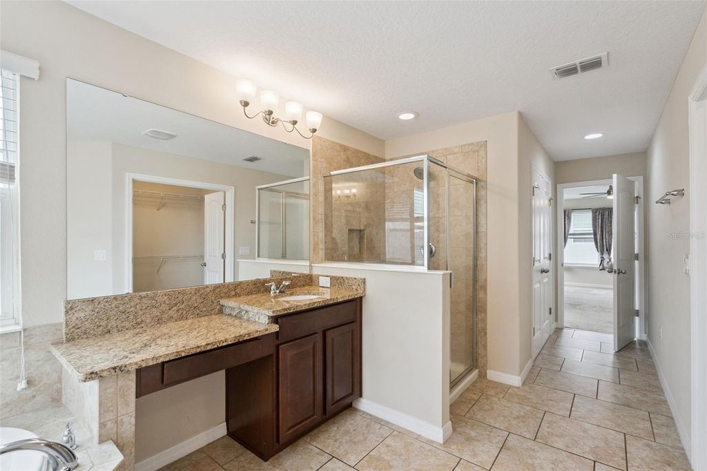 Image 35 of property listing at 2230 J LAWSON BOULEVARD, Orlando, FL 32824