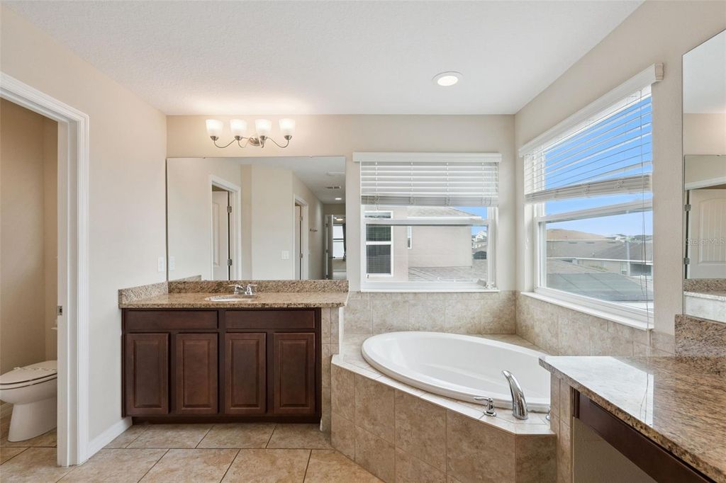 Image 37 of property listing at 2230 J LAWSON BOULEVARD, Orlando, FL 32824
