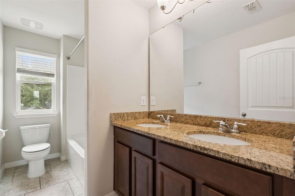 Image 39 of property listing at 2230 J LAWSON BOULEVARD, Orlando, FL 32824