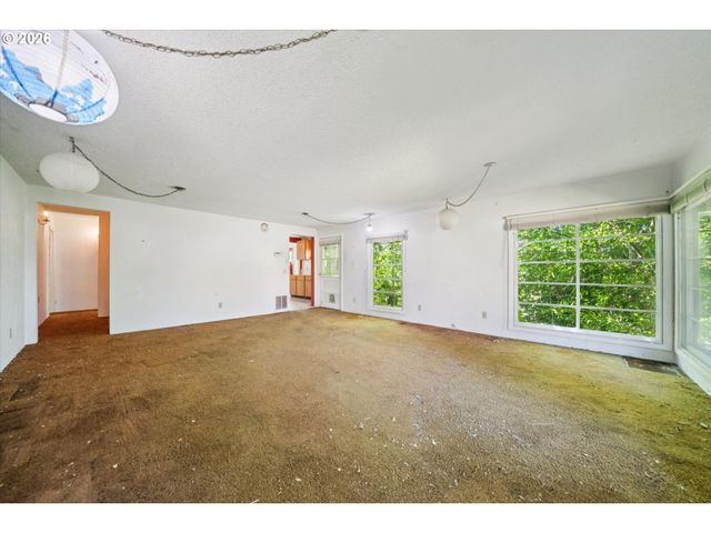 4450 Sw 107TH Ave, Beaverton, OR 97005