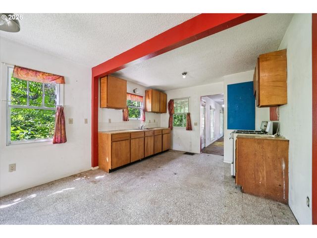 4450 Sw 107TH Ave, Beaverton, OR 97005