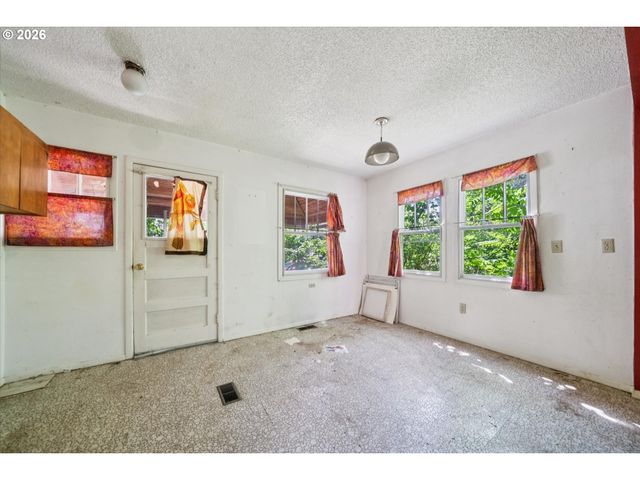 4450 Sw 107TH Ave, Beaverton, OR 97005