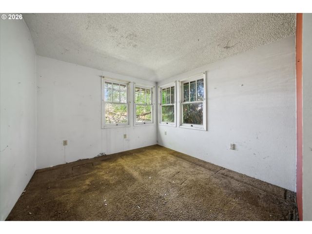 4450 Sw 107TH Ave, Beaverton, OR 97005