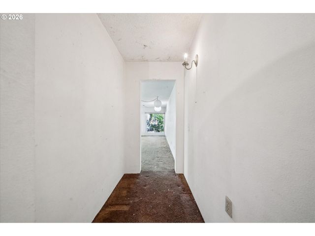 4450 Sw 107TH Ave, Beaverton, OR 97005