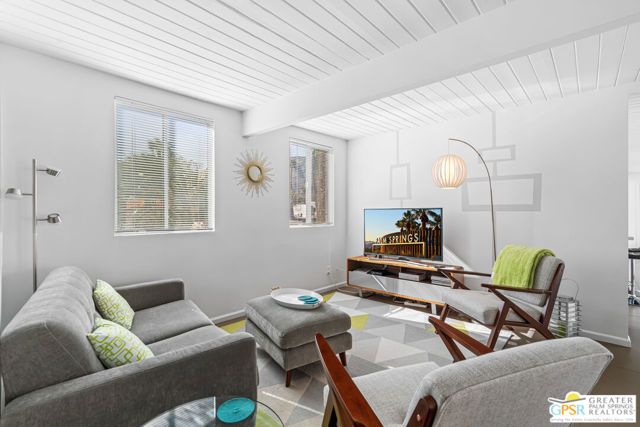 500 E Lindsey Drive, Palm Springs, CA 92262