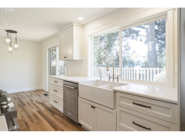 4195 Sw 187TH Ave, Beaverton, OR 97078