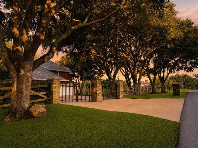 5110 Cherry Ridge Road, Richmond, TX 77406
