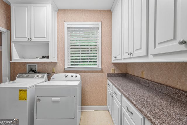 421 Creekside Drive, Gray, GA 31032
