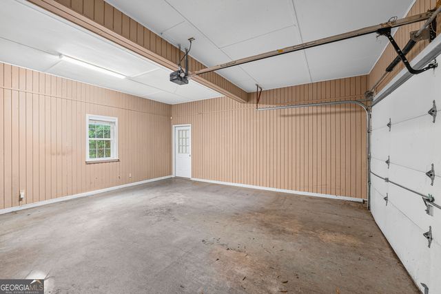 421 Creekside Drive, Gray, GA 31032