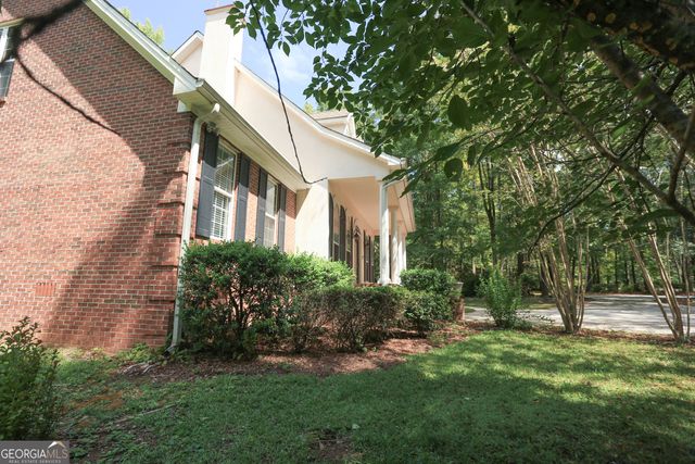 421 Creekside Drive, Gray, GA 31032
