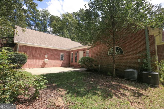 421 Creekside Drive, Gray, GA 31032