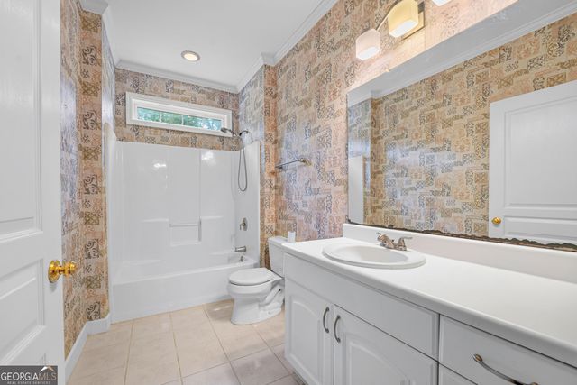 421 Creekside Drive, Gray, GA 31032