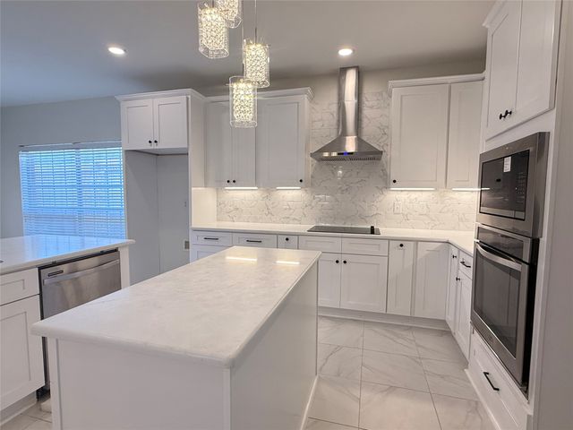 2316 Windy Ridge Court, Plano, TX 75025