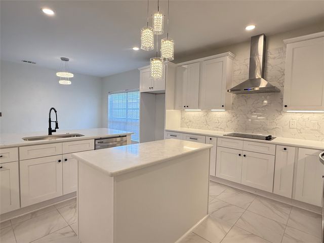 2316 Windy Ridge Court, Plano, TX 75025