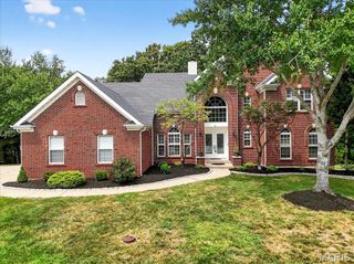 631 Dartmouth Crest Drive, Wildwood, MO 63011