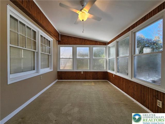 2737 Spring Garden Street, Palmer Twp, PA 18042