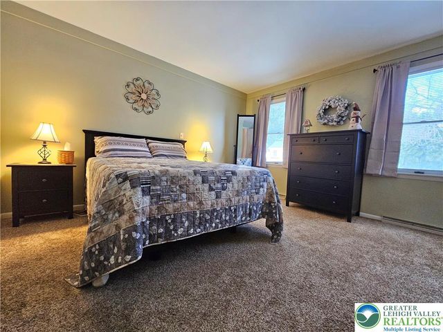 2737 Spring Garden Street, Palmer Twp, PA 18042