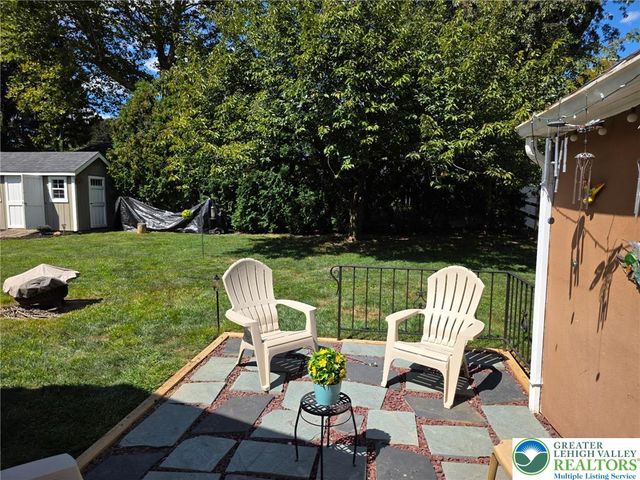 2737 Spring Garden Street, Palmer Twp, PA 18042