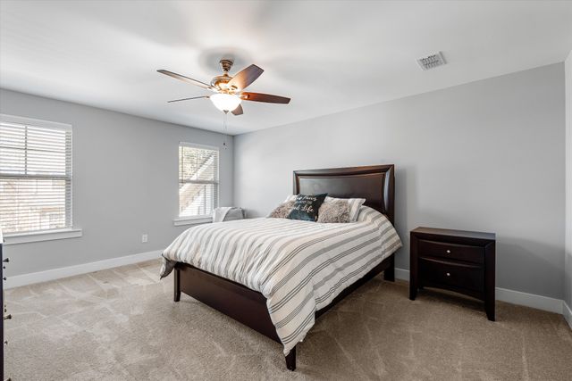 2109 Halfmoon Way, Murfreesboro, TN 37130