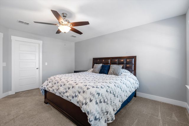 2109 Halfmoon Way, Murfreesboro, TN 37130