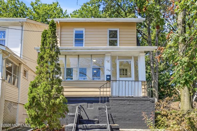 299 Smith Street, Newark, NJ 07106