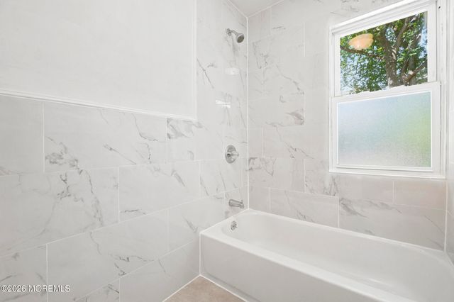 299 Smith Street, Newark, NJ 07106