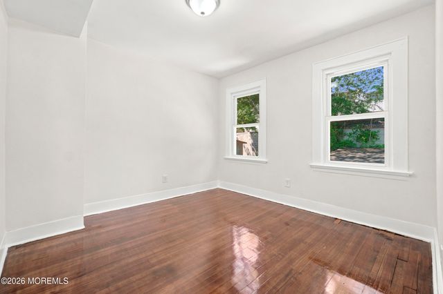 299 Smith Street, Newark, NJ 07106