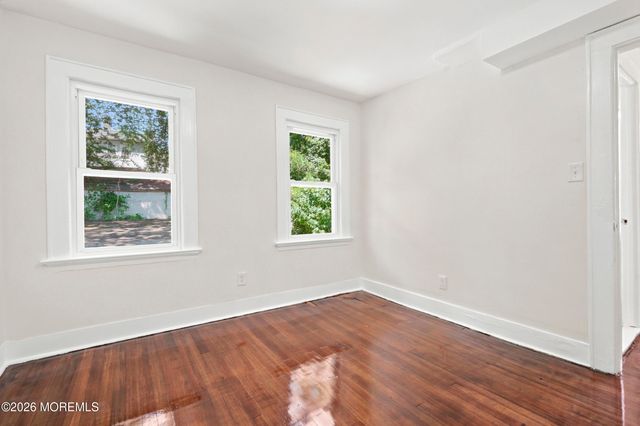 299 Smith Street, Newark, NJ 07106