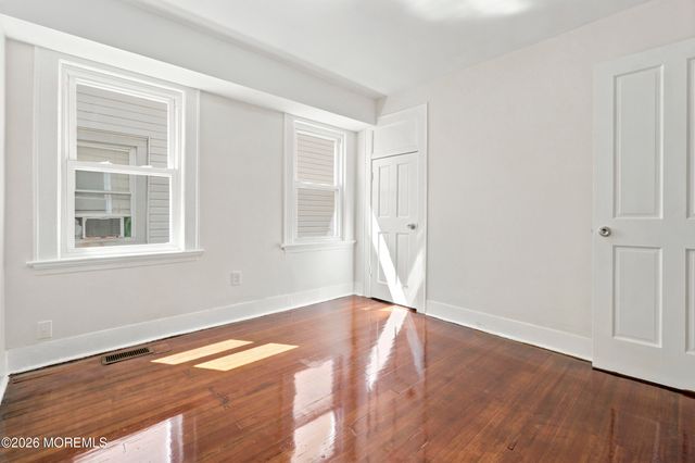 299 Smith Street, Newark, NJ 07106