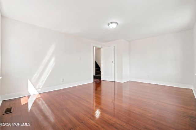 299 Smith Street, Newark, NJ 07106
