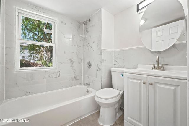 299 Smith Street, Newark, NJ 07106