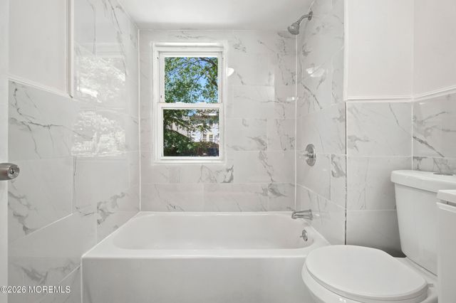 299 Smith Street, Newark, NJ 07106