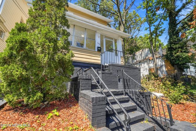 299 Smith Street, Newark, NJ 07106