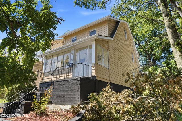 299 Smith Street, Newark, NJ 07106