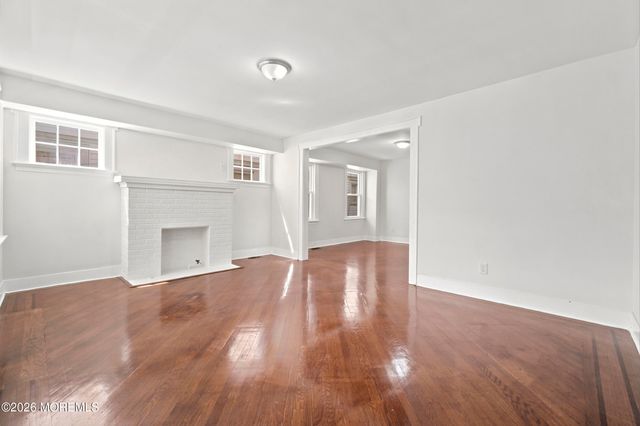 299 Smith Street, Newark, NJ 07106