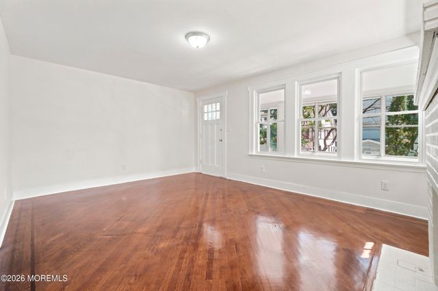299 Smith Street, Newark, NJ 07106