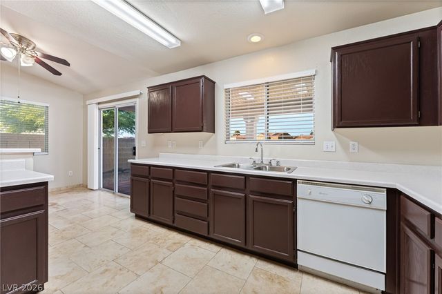 857 Lantham Place, Las Vegas, NV 89110