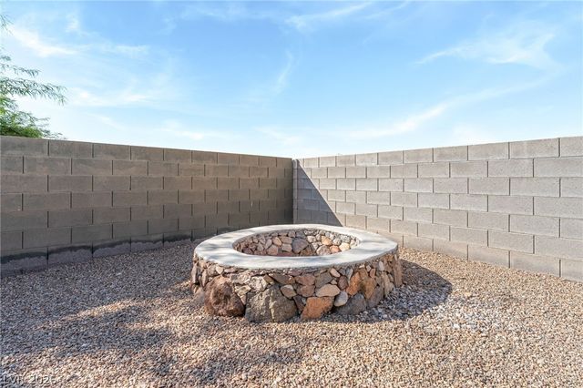 857 Lantham Place, Las Vegas, NV 89110
