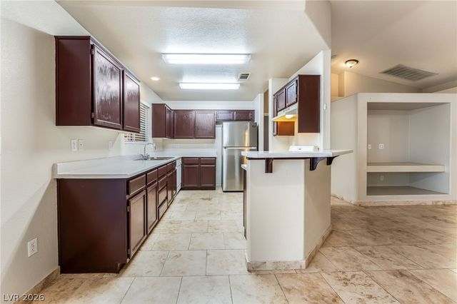 857 Lantham Place, Las Vegas, NV 89110