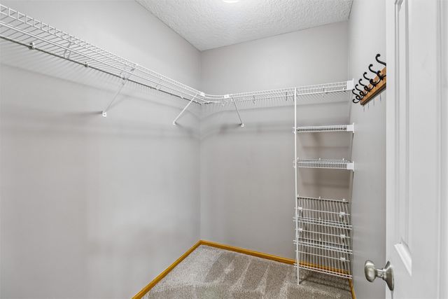 1240 S 52nd Street 507, West Des Moines, IA 50265